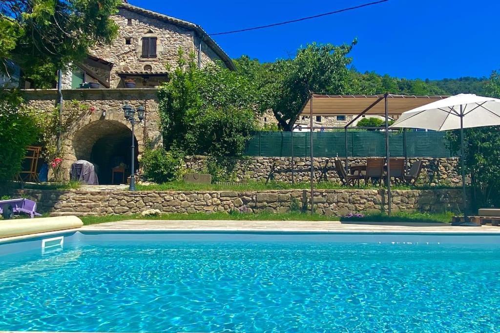 La Joannassiene, Maison Ardechoise De Caractere Luaran gambar