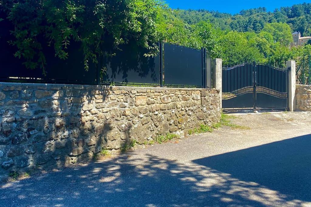 La Joannassiene, Maison Ardechoise De Caractere Luaran gambar